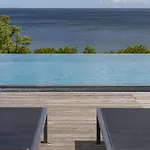 Hotel Marriott & 4*