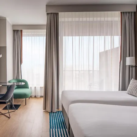 Marriott & Отель 4*