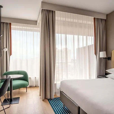 Отель Marriott &