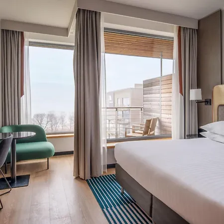 Marriott & 4*