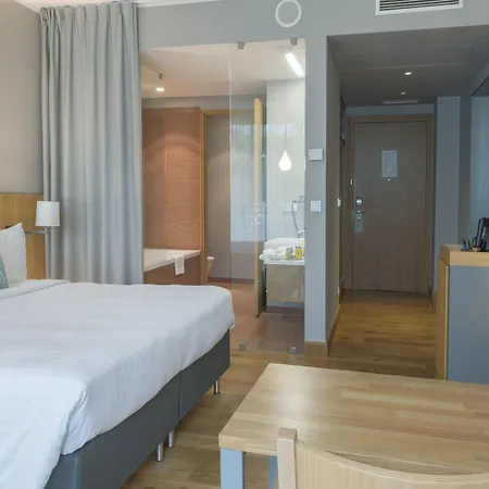 Marriott &